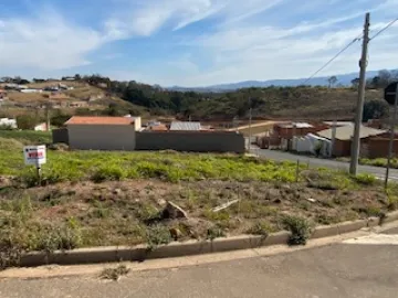 Terreno / Padrão em São João da Boa Vista 