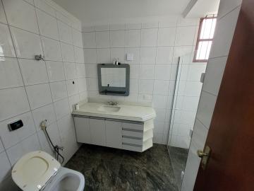Alugar Apartamento / Padrão em São João da Boa Vista R$ 2.000,00 - Foto 8