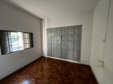 Comprar Casa / Padrão em São João da Boa Vista R$ 300.000,00 - Foto 4