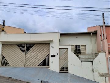 Alugar Casa / Padrão em São João da Boa Vista. apenas R$ 490.000,00