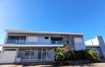 Alugar Casa / Padrão em São João da Boa Vista. apenas R$ 1.000.000,00