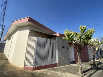 Casa / Padrão em São João da Boa Vista 