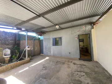 Alugar Casa / Padrão em São João da Boa Vista. apenas R$ 220.000,00