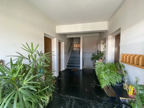 Alugar Apartamento / Sobreloja em São João da Boa Vista R$ 1.400,00 - Foto 2