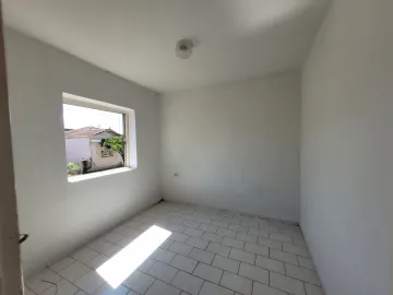 Alugar Casa / Padrão em São João da Boa Vista R$ 800,00 - Foto 8
