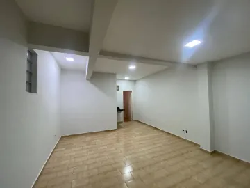 Alugar Apartamento / Sobreloja em São João da Boa Vista R$ 600,00 - Foto 2