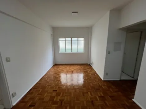 Alugar Apartamento / Padrão em São João da Boa Vista R$ 1.400,00 - Foto 2