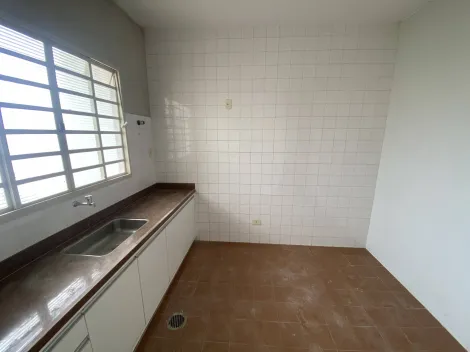 Alugar Casa / Padrão em São João da Boa Vista R$ 1.050,00 - Foto 11