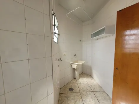 Alugar Apartamento / Padrão em São João da Boa Vista R$ 1.250,00 - Foto 12