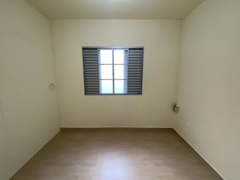 Alugar Casa / Padrão em São João da Boa Vista R$ 1.400,00 - Foto 14