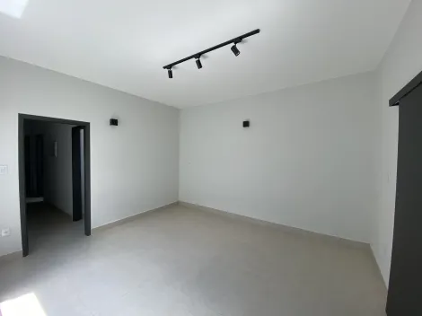 Alugar Apartamento / Sobreloja em São João da Boa Vista R$ 4.000,00 - Foto 4
