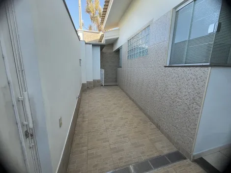 Comprar Casa / Padrão em São João da Boa Vista R$ 780.000,00 - Foto 3