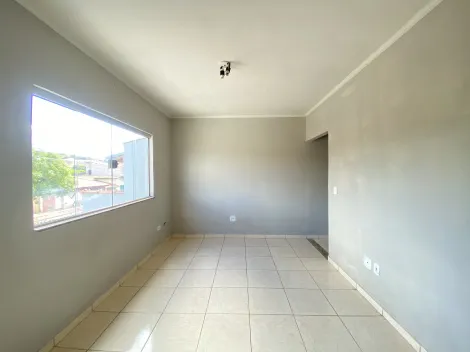 Alugar Casa / Padrão em São João da Boa Vista R$ 1.200,00 - Foto 6