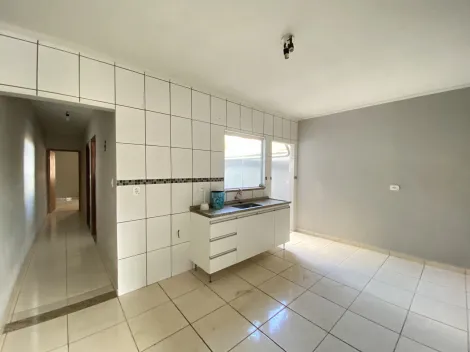 Alugar Casa / Padrão em São João da Boa Vista R$ 1.200,00 - Foto 8