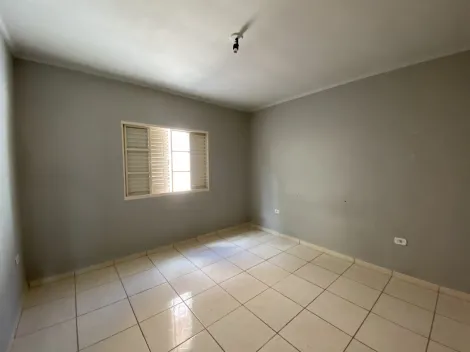 Alugar Casa / Padrão em São João da Boa Vista R$ 1.200,00 - Foto 12