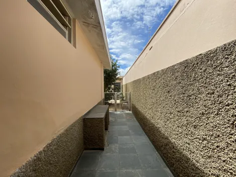 Alugar Casa / Padrão em São João da Boa Vista R$ 2.000,00 - Foto 20