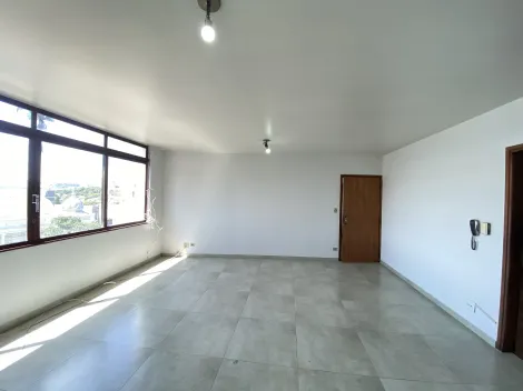 Alugar Apartamento / Padrão em São João da Boa Vista R$ 1.500,00 - Foto 6